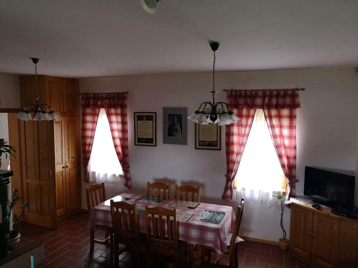 Szentgyoergyvoelgy Vendeghaz Orseg Hotell Szentgyorgyvolgy Exteriör bild